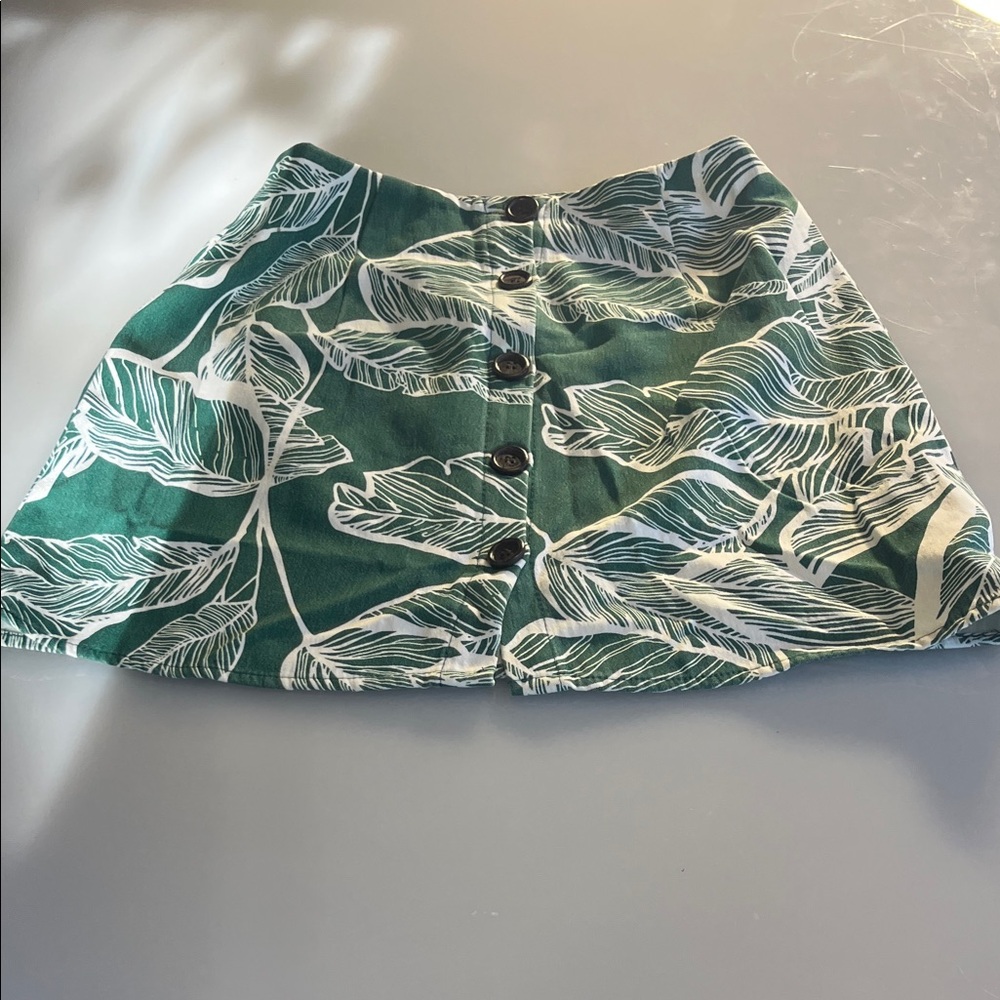 Simple Green Leaf Print Skater Skirt